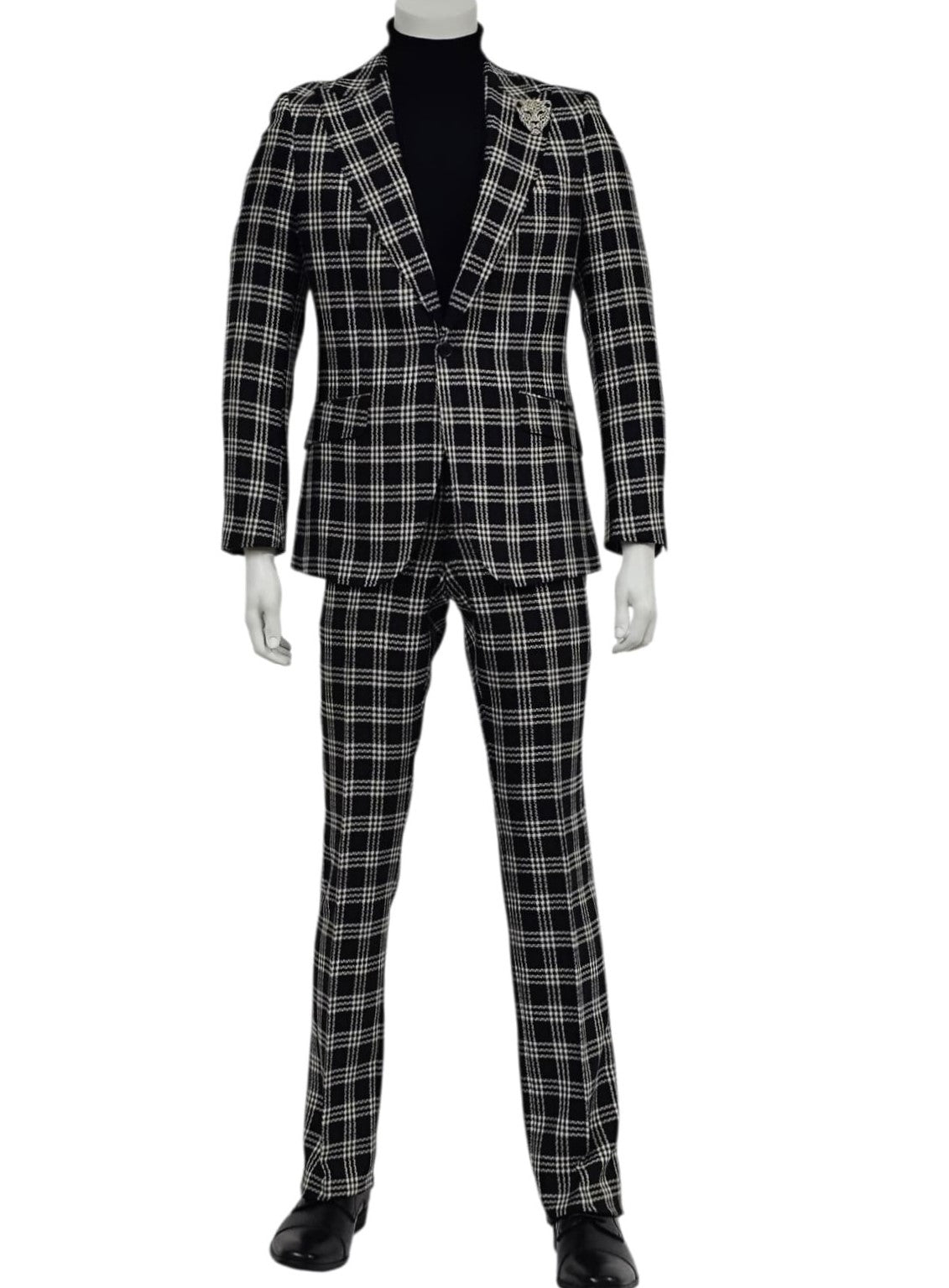 GT1P-2260 BLACK/WHITE (SPRING 2026)