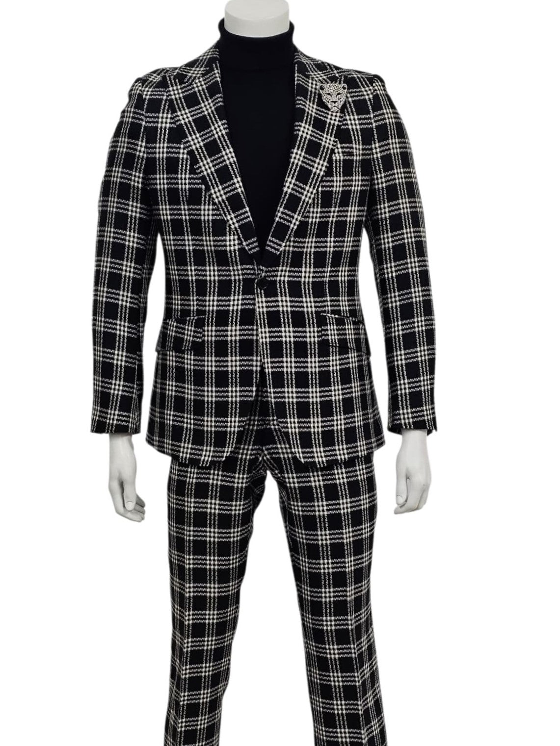 GT1P-2260 BLACK/WHITE (SPRING 2026)